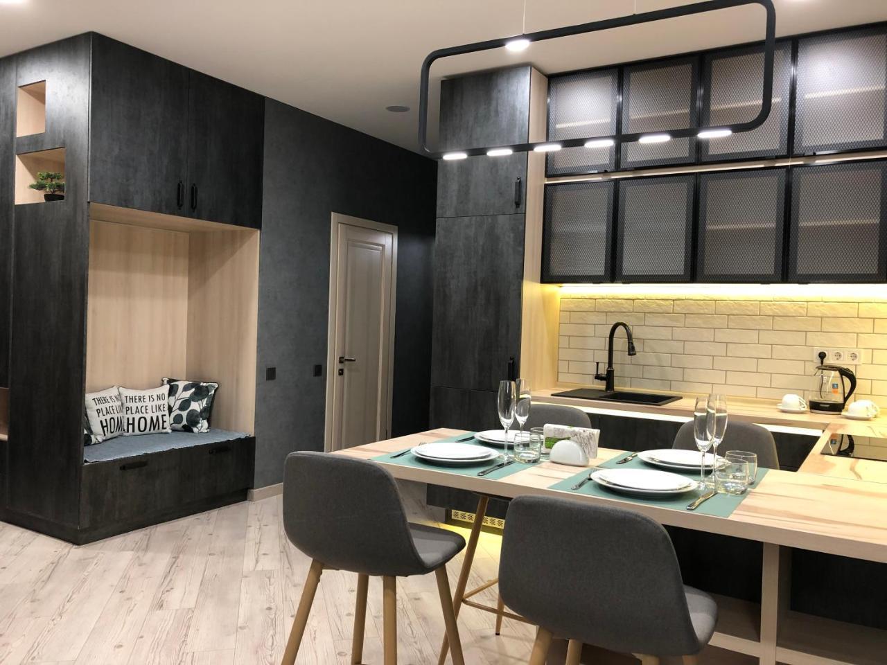 Luxury Loft Apartments Odessa Eksteriør bilde